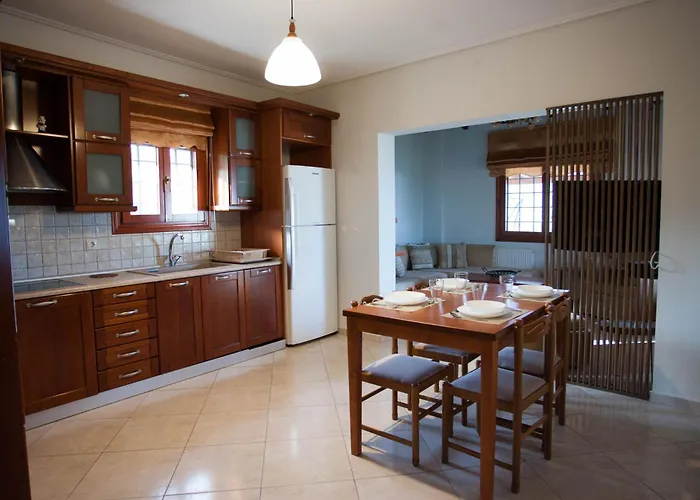 Golden View Apartament Néa Ankhíalos